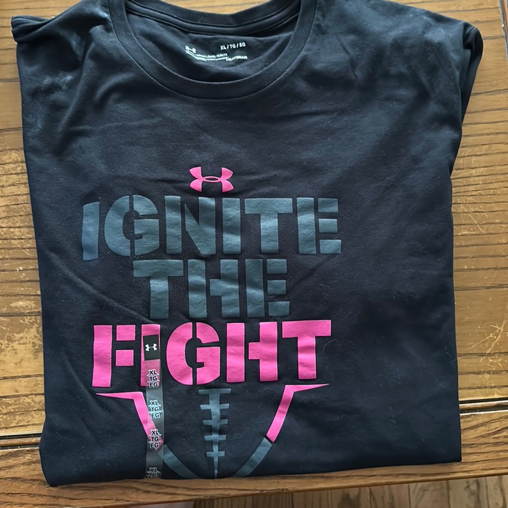 Under armor ignite the fight, short sleeve tee